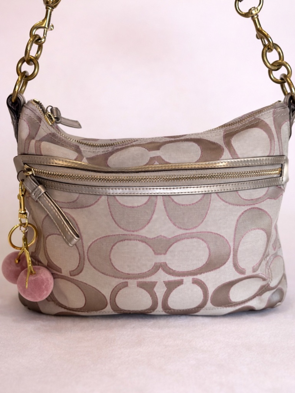 Coach Signature Canvas crossbody Bag in Blush vintage y2k